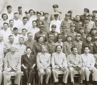 【每周学党史】首届人大 奠定国本(图3)